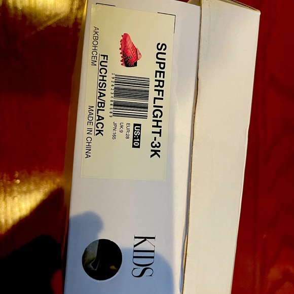 Dream pairs girl cleats, Brand New, size 10, black and pink in color. - Picture 3 of 9